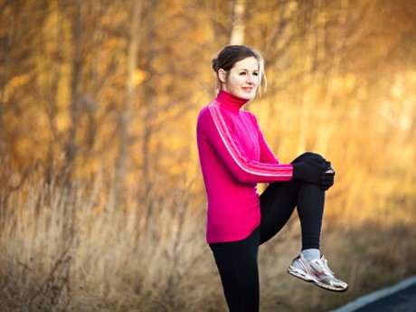 Basic Stretches For Heating Up Before A Run – HealthAcharya
